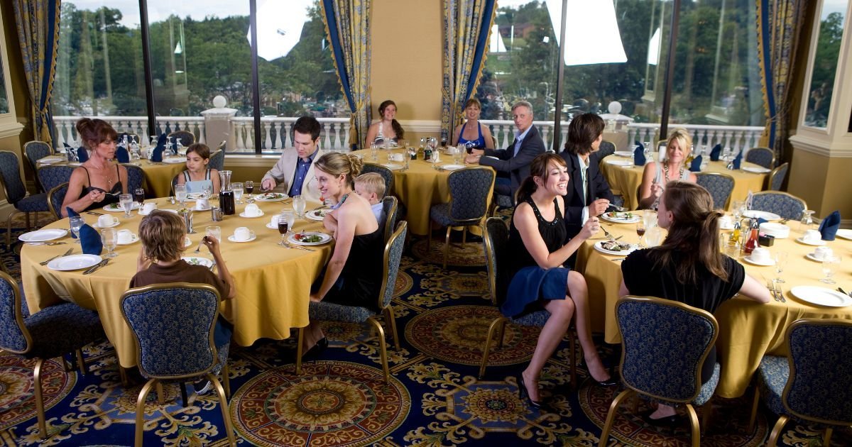 Italian Fine Dining Restaurant in New York | Alba Nuova at The Villa Roma