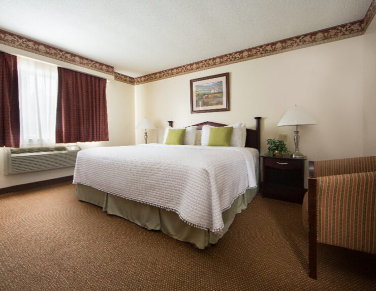 129 Two BDRM Suite Bedroom1 King 1