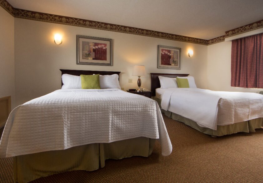 129_Two BDRM Suite_Bedroom2-Doubles (1)