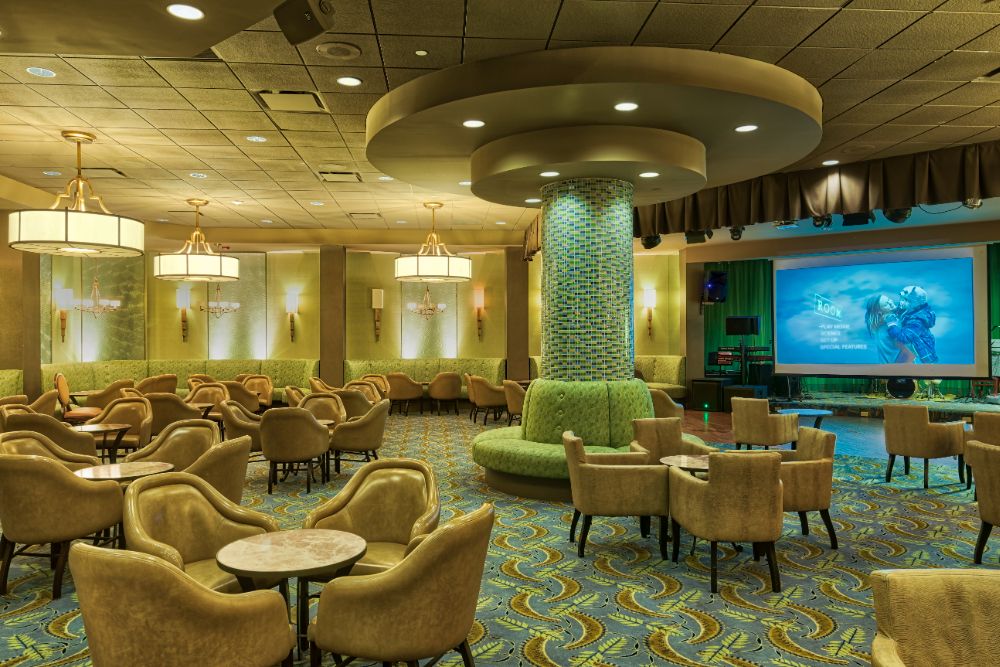 Events Spaces 3 VillaRoma MartysLounge withstage 1