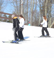 Top 10 Best Ski Resorts in the US for an Unforgettable Winter Getaway 5 Top 10 Best Ski Resorts in the US for an Unforgettable Winter Getaway